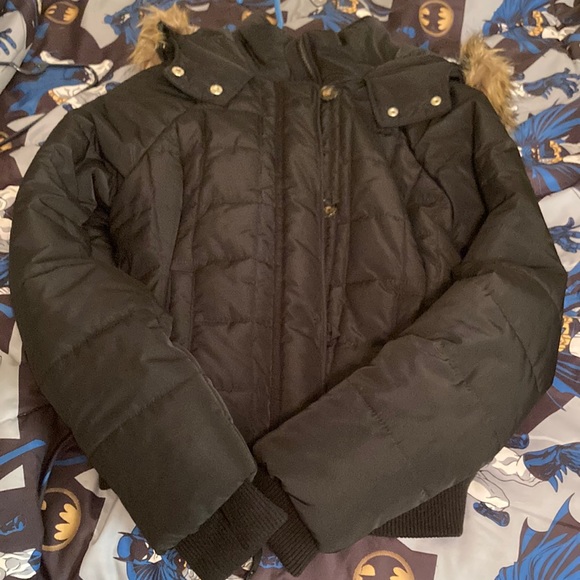 Aeropostale coat. Very warm and comfortable. Size Med. - Picture 1 of 4